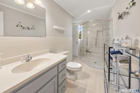 450 Cardinal Lane Cheshire CT 06410