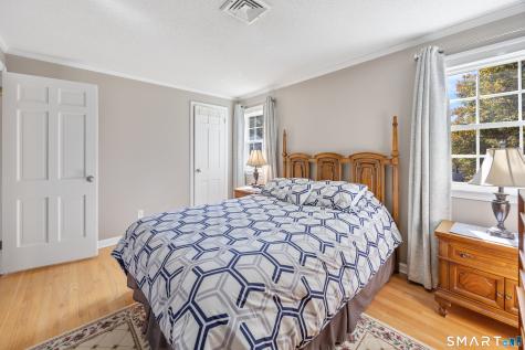 450 Cardinal Lane Cheshire CT 06410