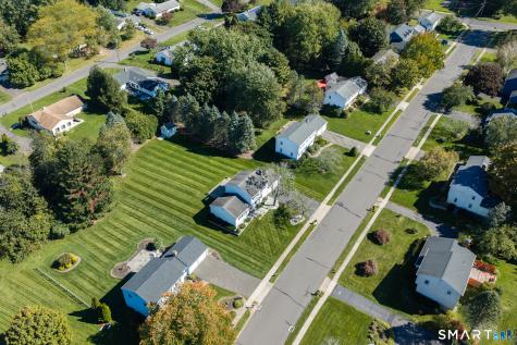 450 Cardinal Lane Cheshire CT 06410