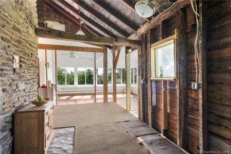 21 Legeyt Road Barkhamsted CT 06063