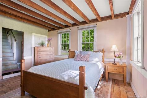 21 Legeyt Road Barkhamsted CT 06063