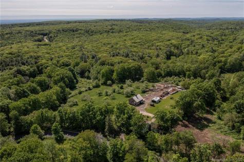 21 Legeyt Road Barkhamsted CT 06063