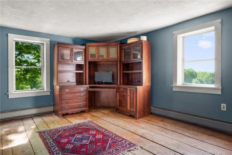 21 Legeyt Road Barkhamsted CT 06063