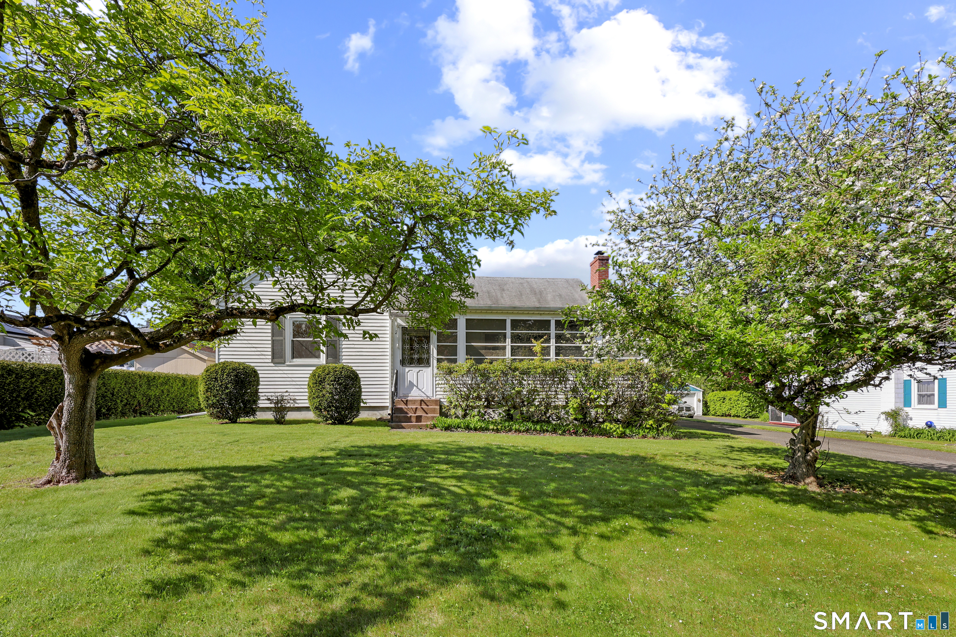 2 Earle Street Portland CT 06480
