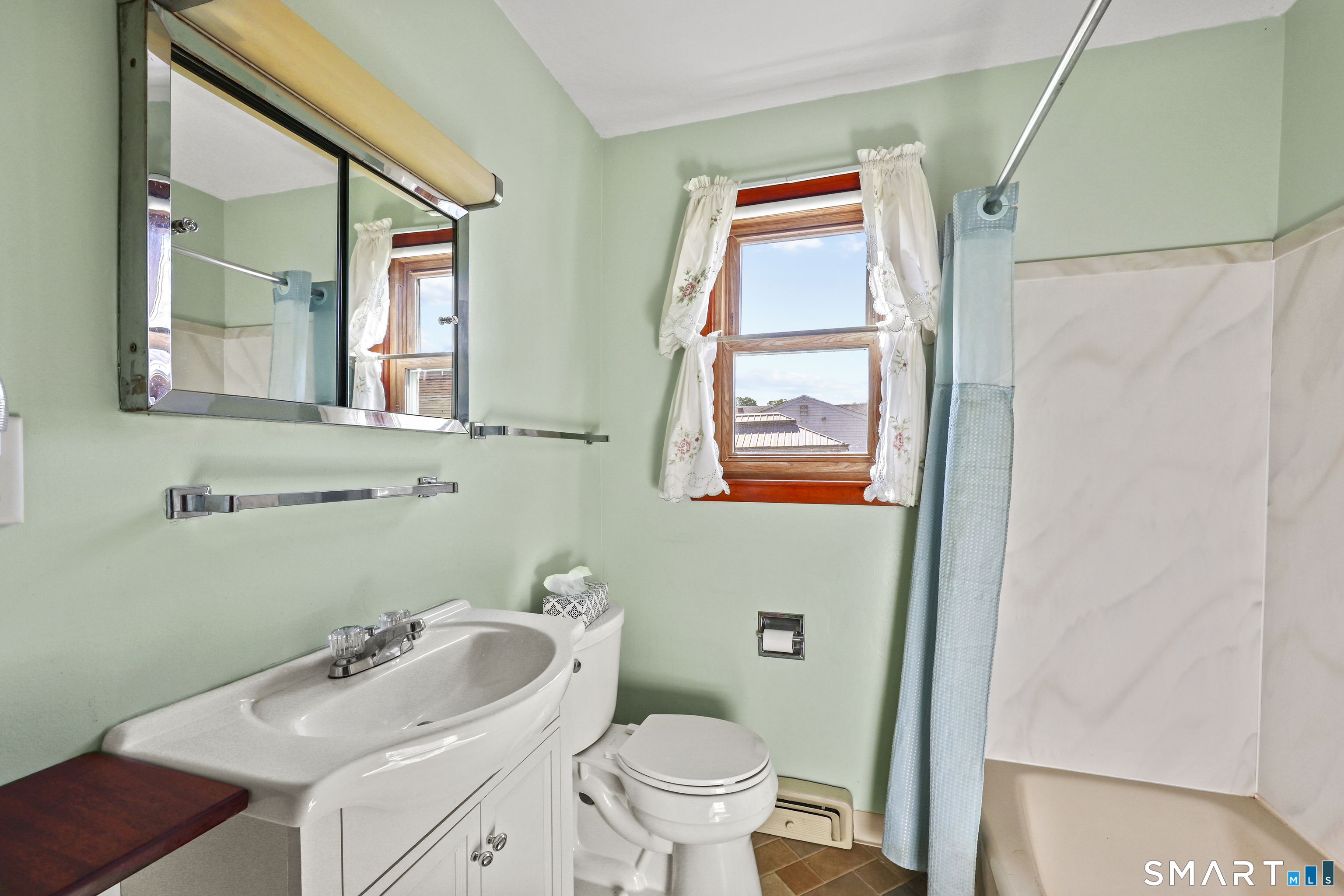 2 Earle Street Portland CT 06480