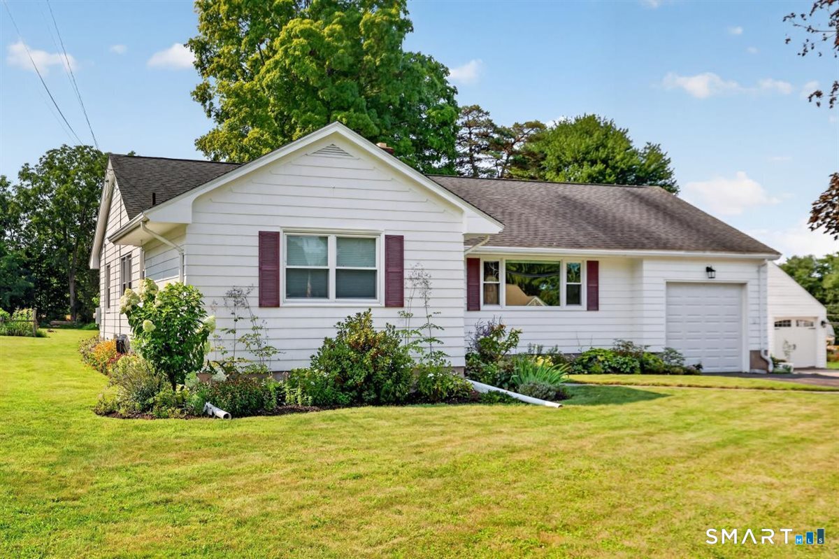 366 Hackmatack Street Manchester CT 06040