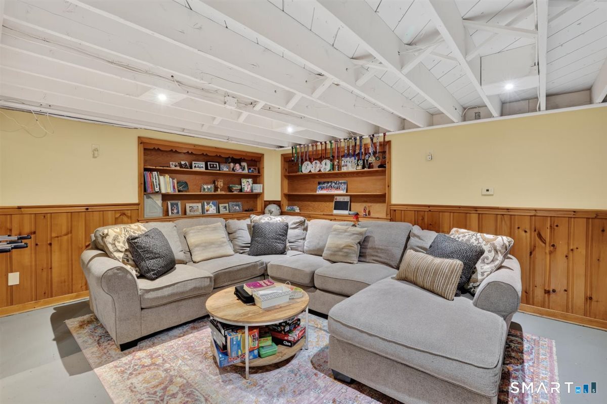 366 Hackmatack Street Manchester CT 06040