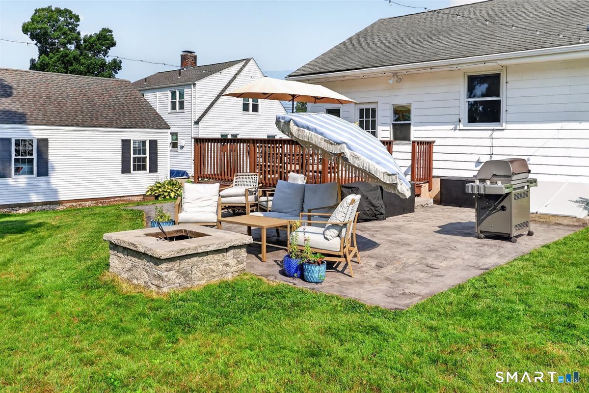 366 Hackmatack Street Manchester CT 06040