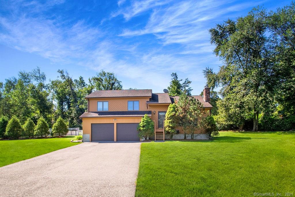 6 Eastview Drive New Fairfield CT 06812