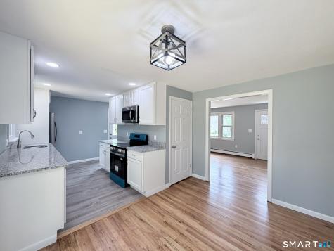 51 Beechwood Road Montville CT 06370