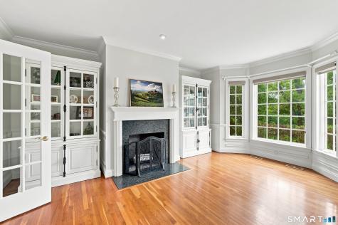 9 Whitehall Court Middlebury CT 06762