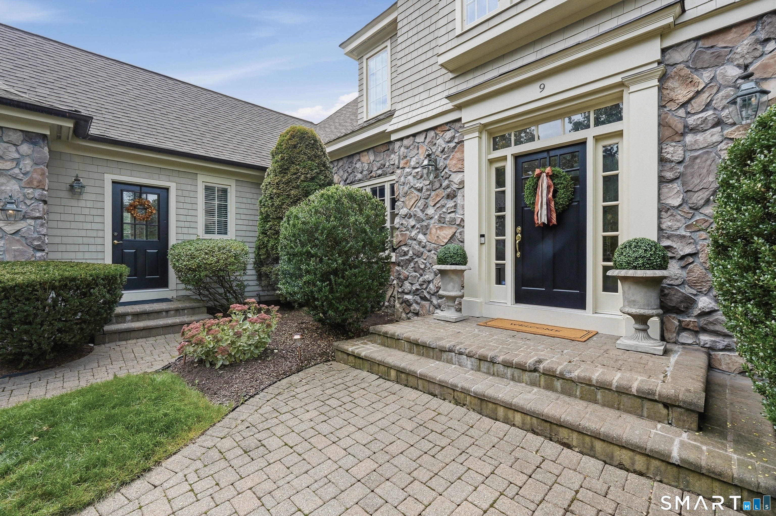 9 Whitehall Court Middlebury CT 06762