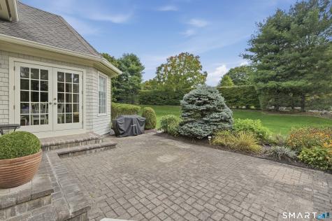 9 Whitehall Court Middlebury CT 06762