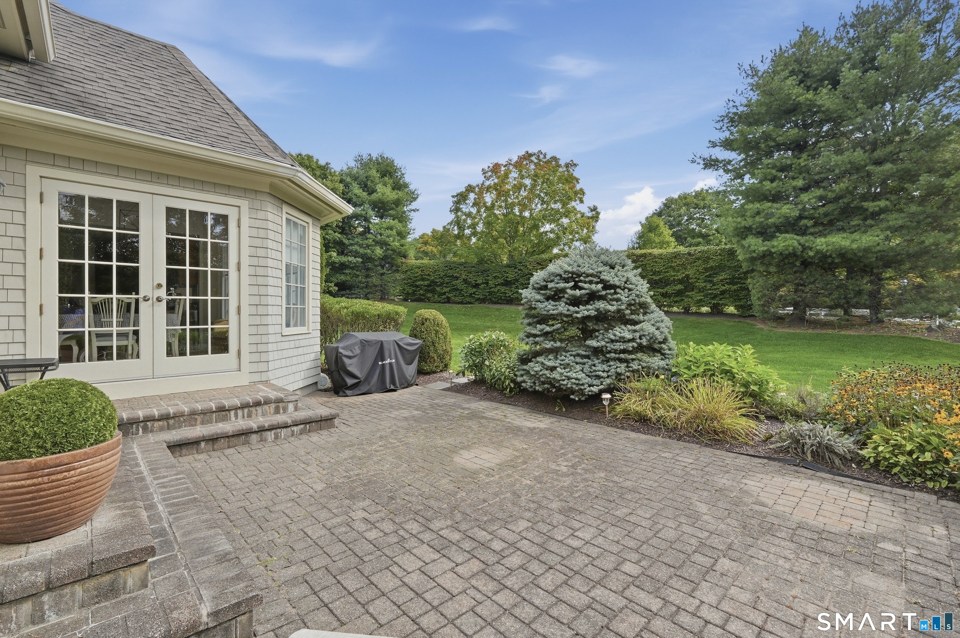 9 Whitehall Court Middlebury CT 06762