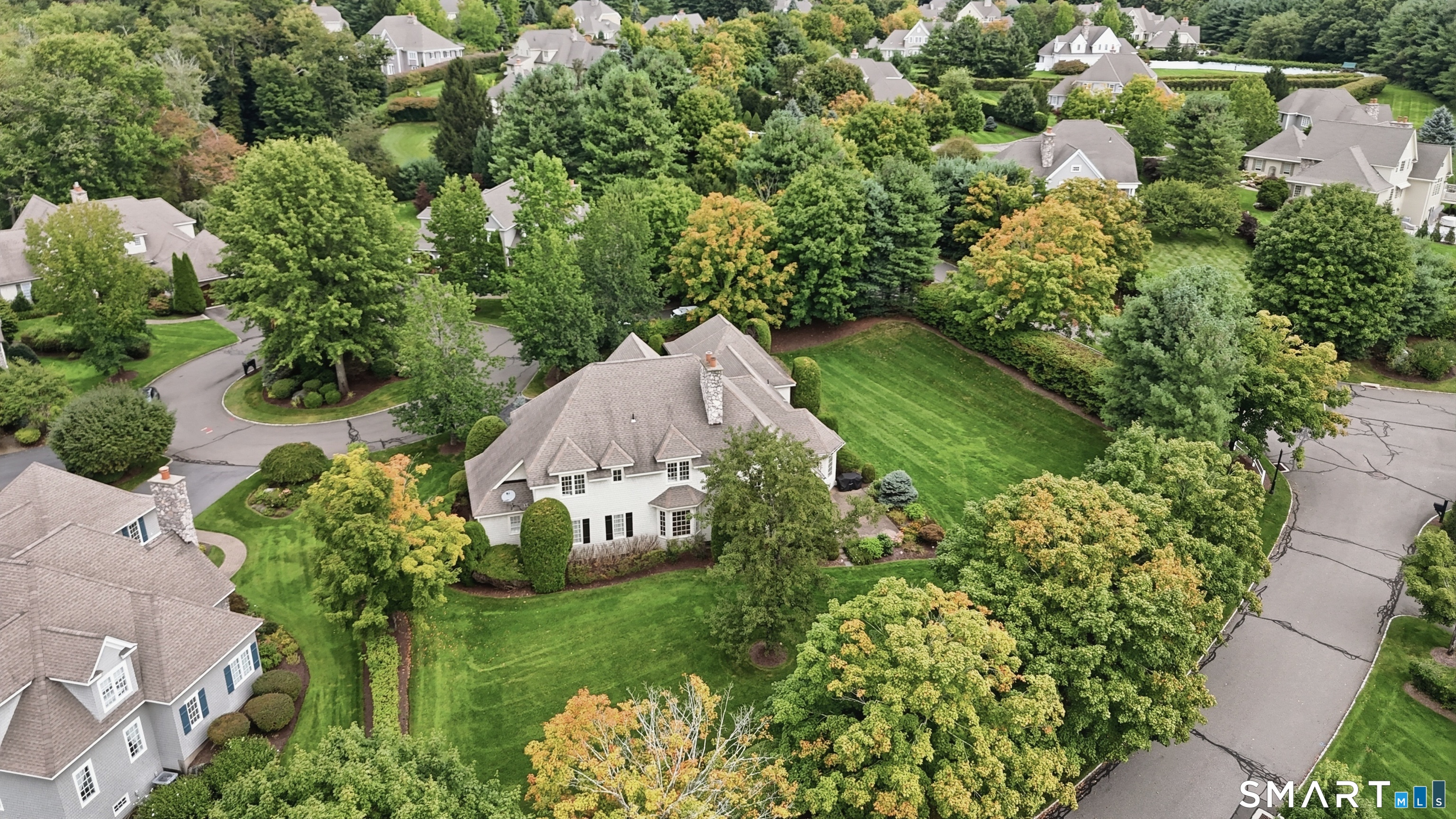 9 Whitehall Court Middlebury CT 06762