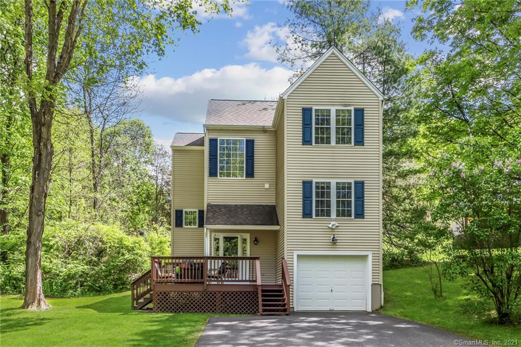 12 Thomas Lane New Milford CT 06776