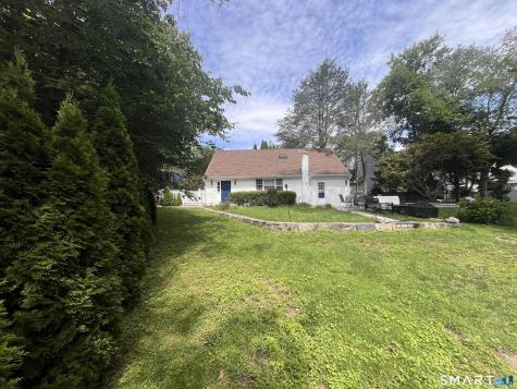 2196 North Benson Road Fairfield CT 06824