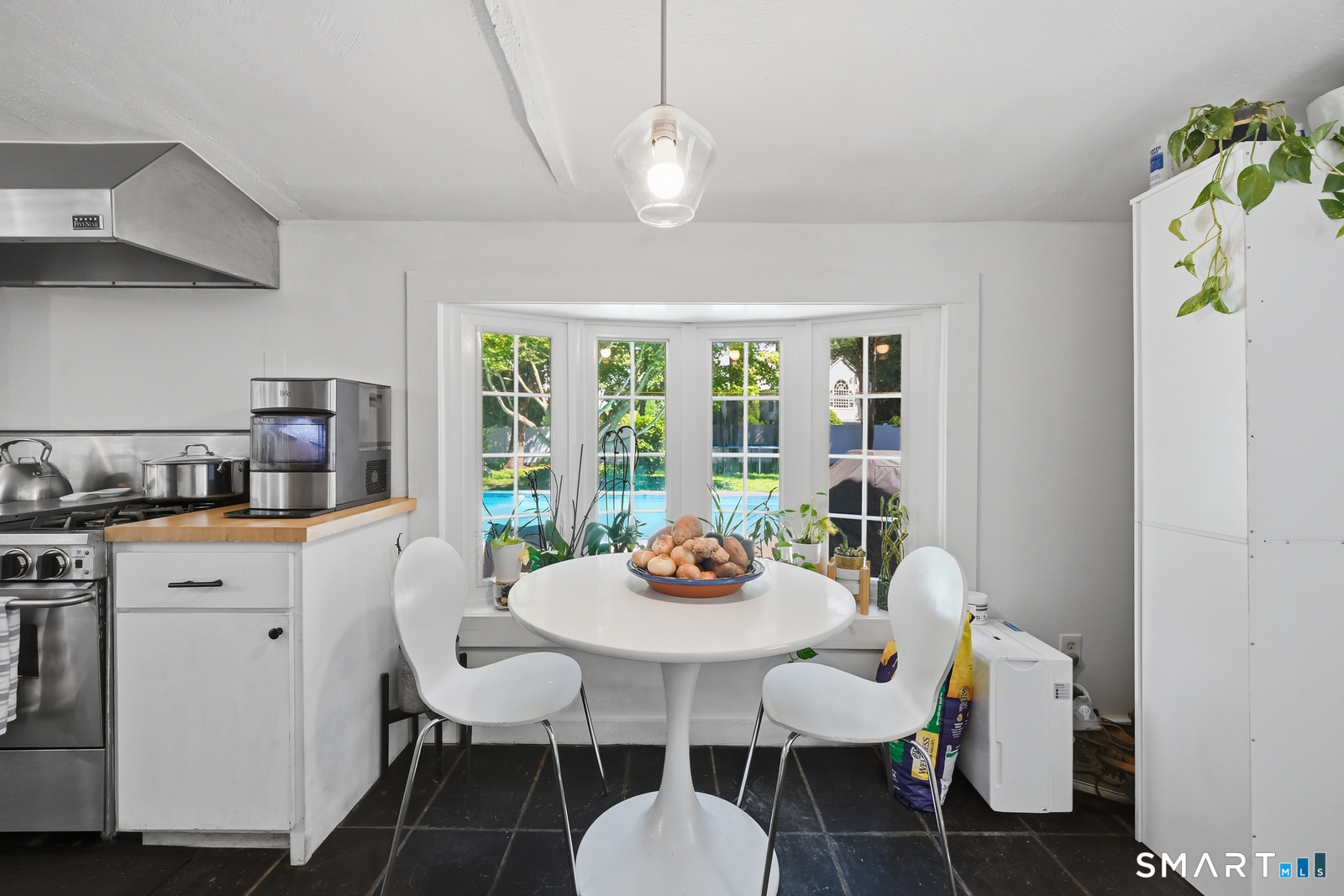 2196 North Benson Road Fairfield CT 06824