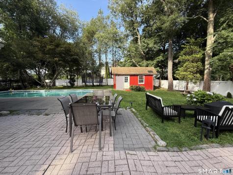 2196 North Benson Road Fairfield CT 06824