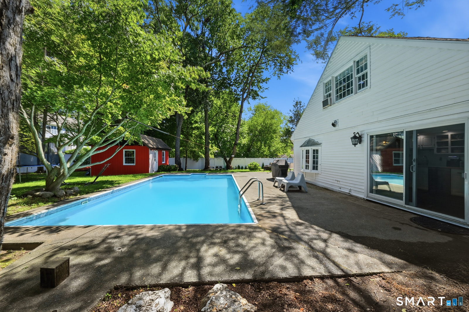 2196 North Benson Road Fairfield CT 06824