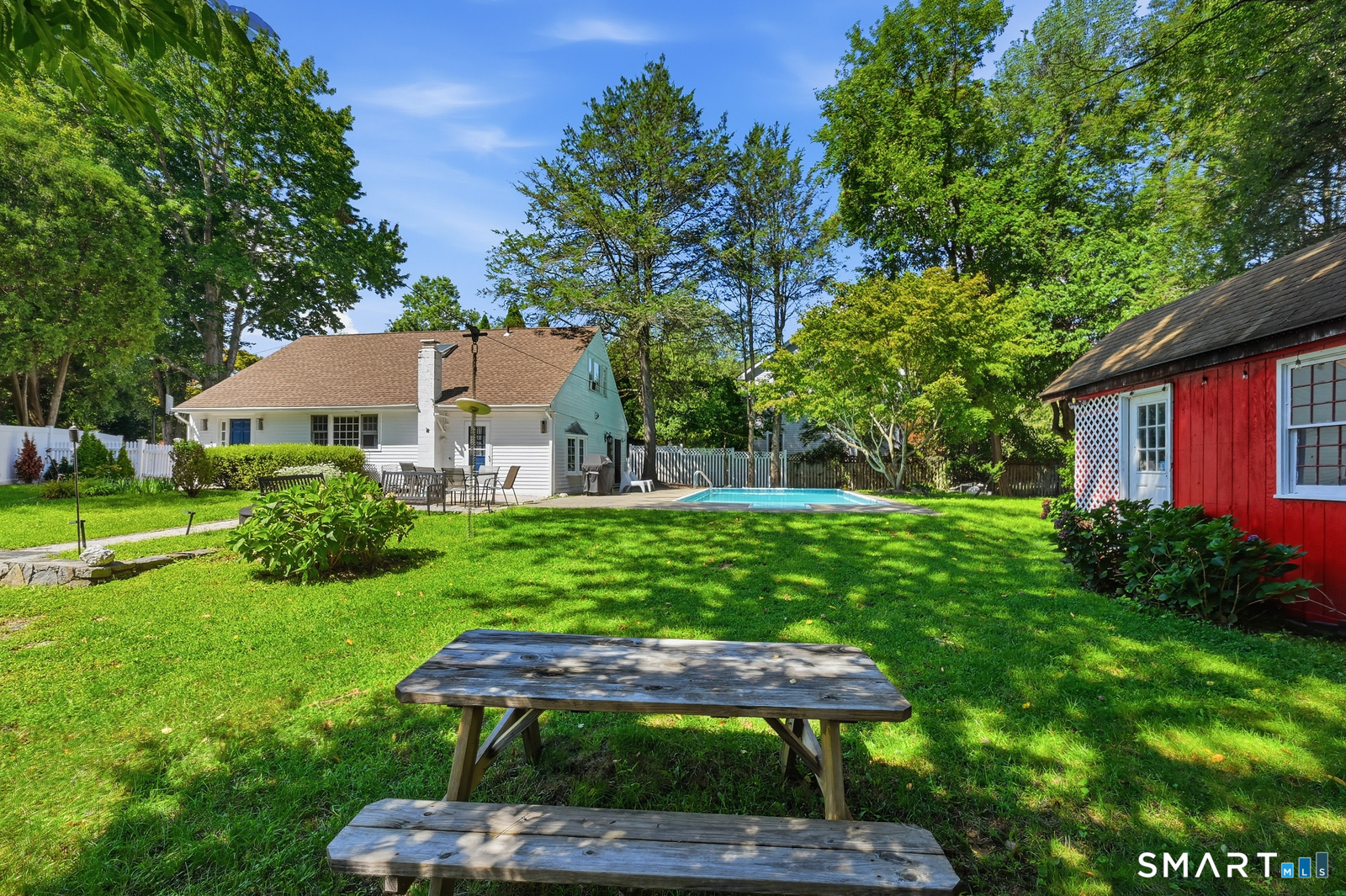 2196 North Benson Road Fairfield CT 06824