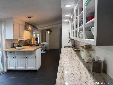2196 North Benson Road Fairfield CT 06824