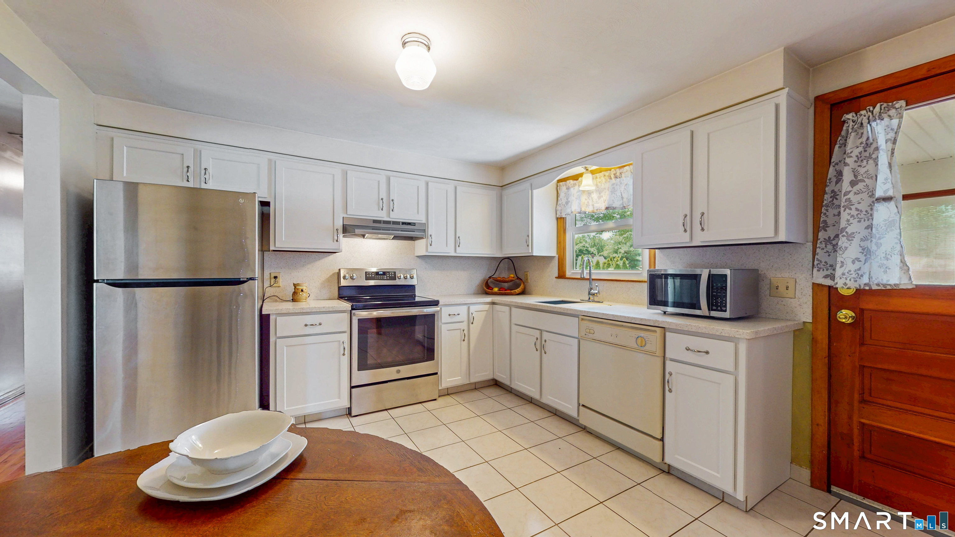 127 Main Street East Hartford CT 06118