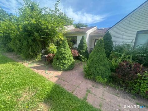 50 Heather Hill Rocky Hill CT 06067