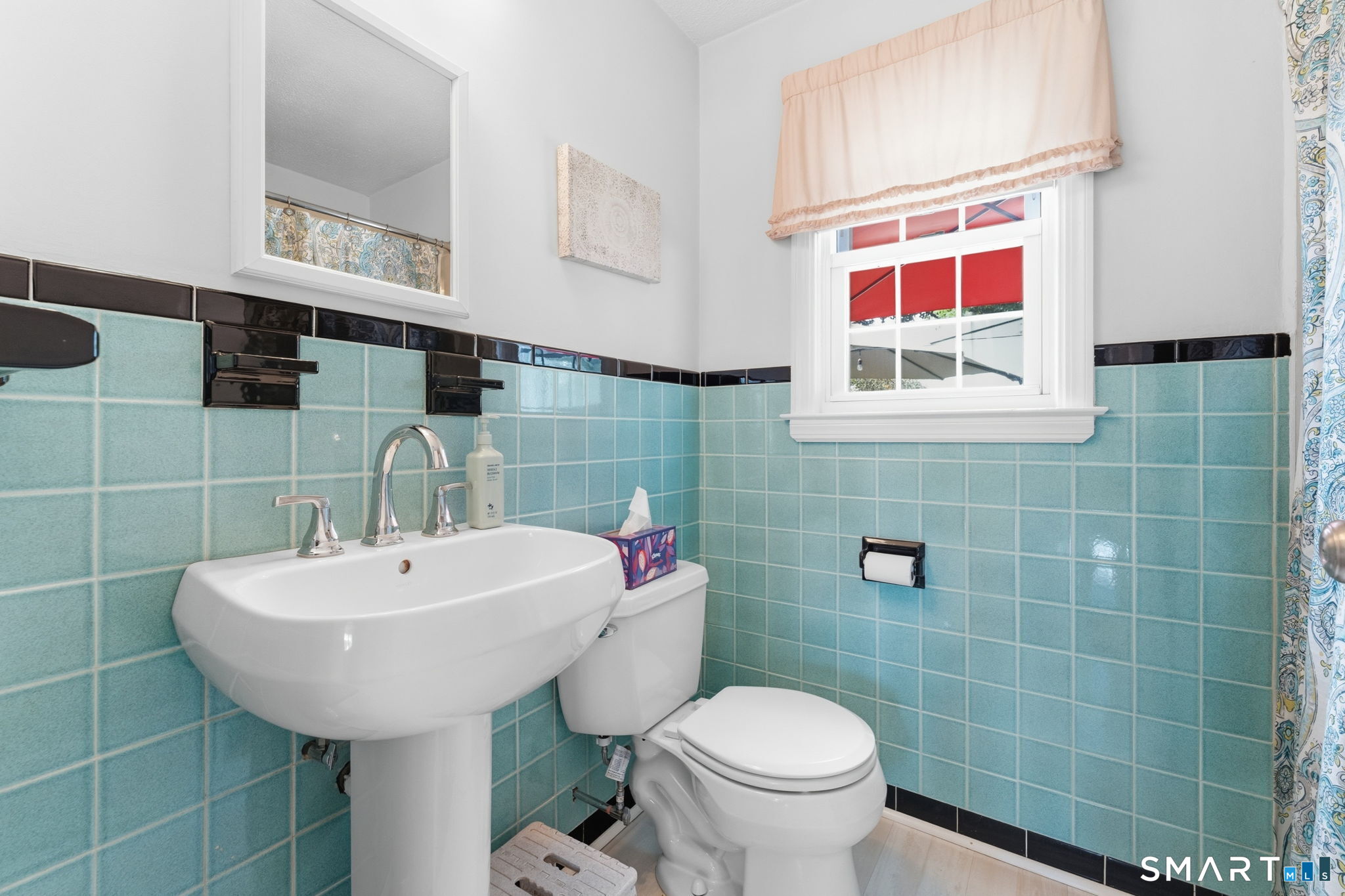 20 Chamberlin Drive West Hartford CT 06107