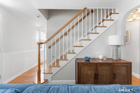 20 Chamberlin Drive West Hartford CT 06107