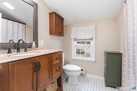 20 Chamberlin Drive West Hartford CT 06107