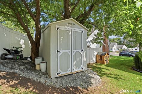 20 Chamberlin Drive West Hartford CT 06107