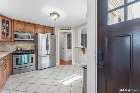 20 Chamberlin Drive West Hartford CT 06107