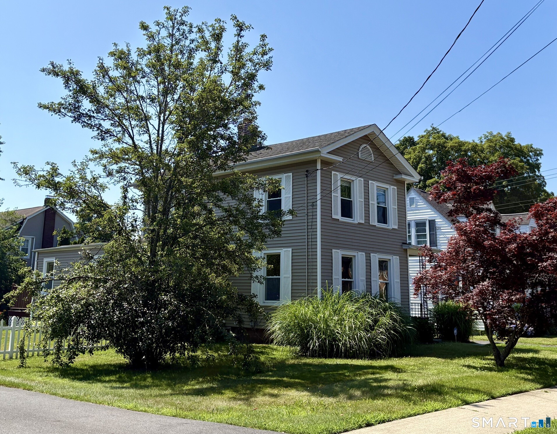 511 Thompson Avenue East Haven CT 06512