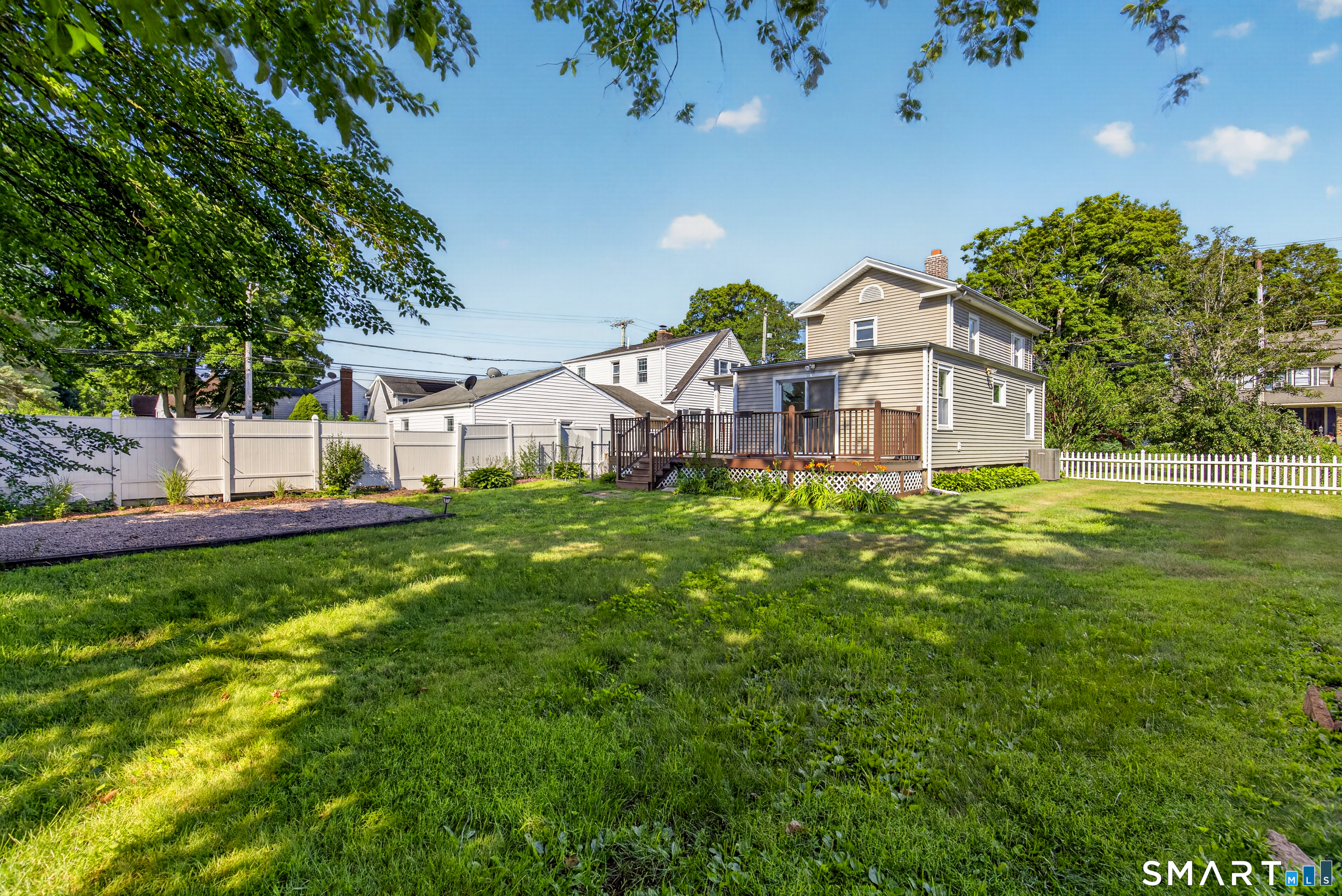 511 Thompson Avenue East Haven CT 06512