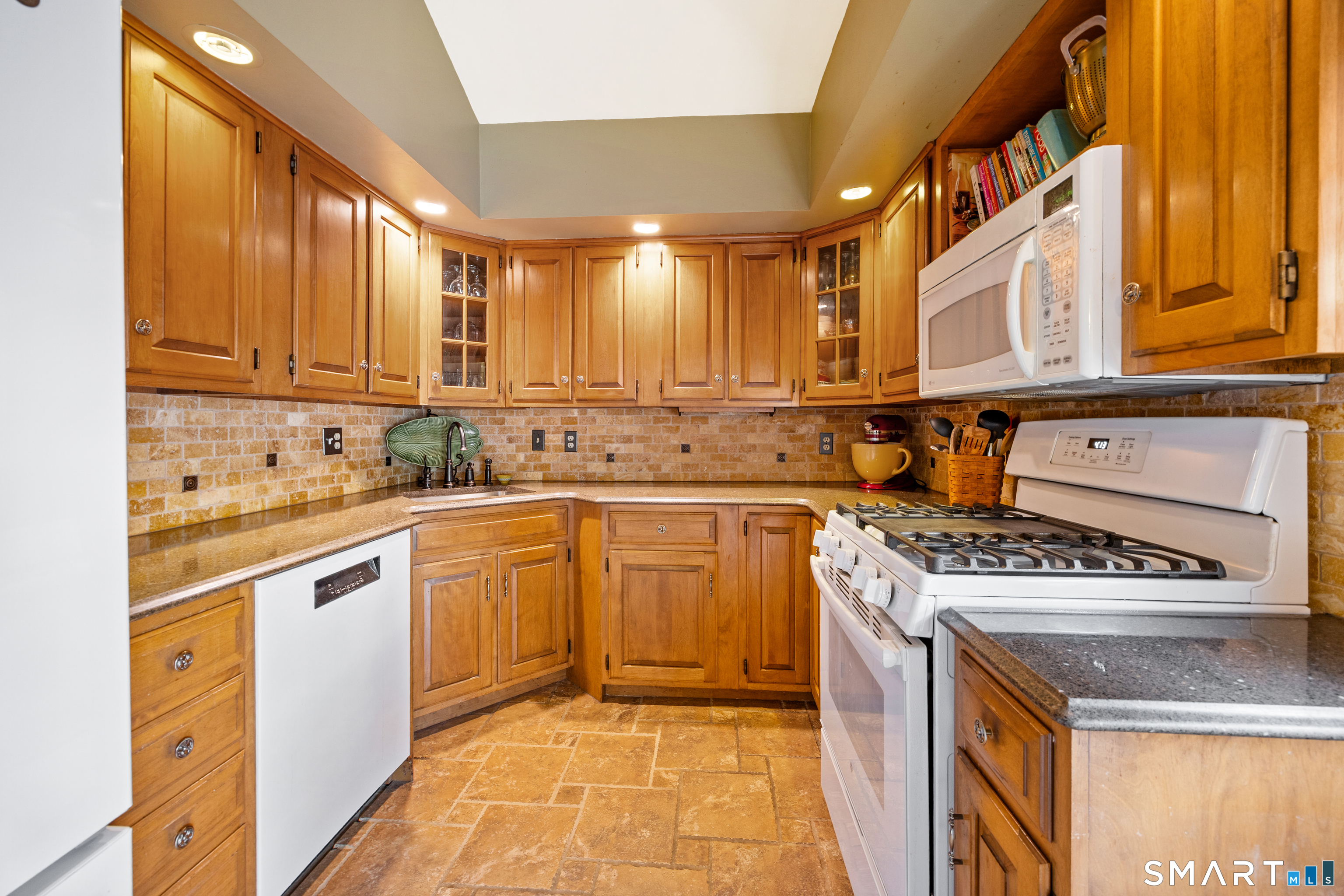 30 State Street North Haven CT 06473