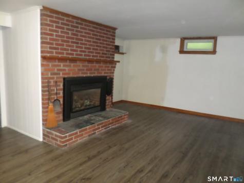 366 West Woods Road Hamden CT 06518