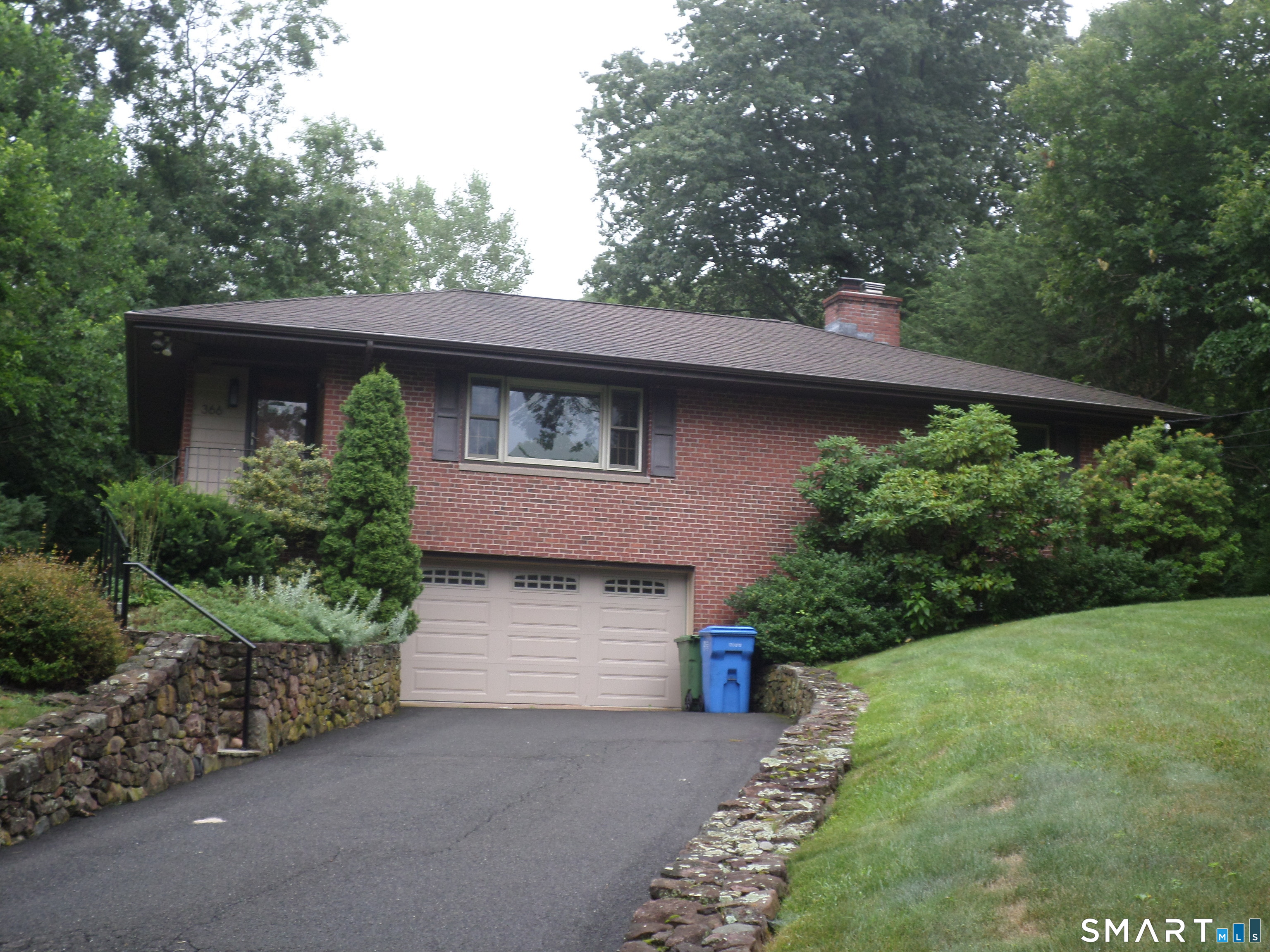 366 West Woods Road Hamden CT 06518