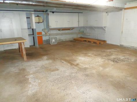 366 West Woods Road Hamden CT 06518