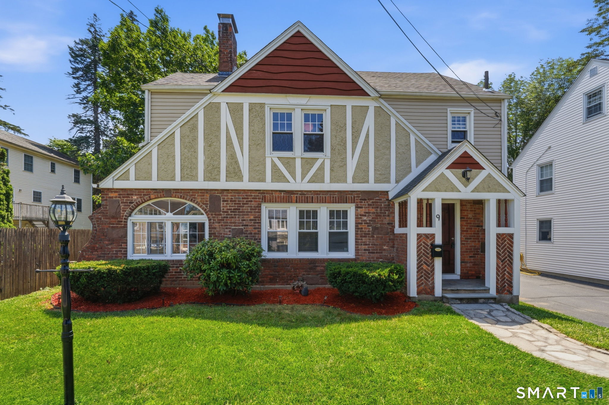 9 Carmel Street Hartford CT 06106