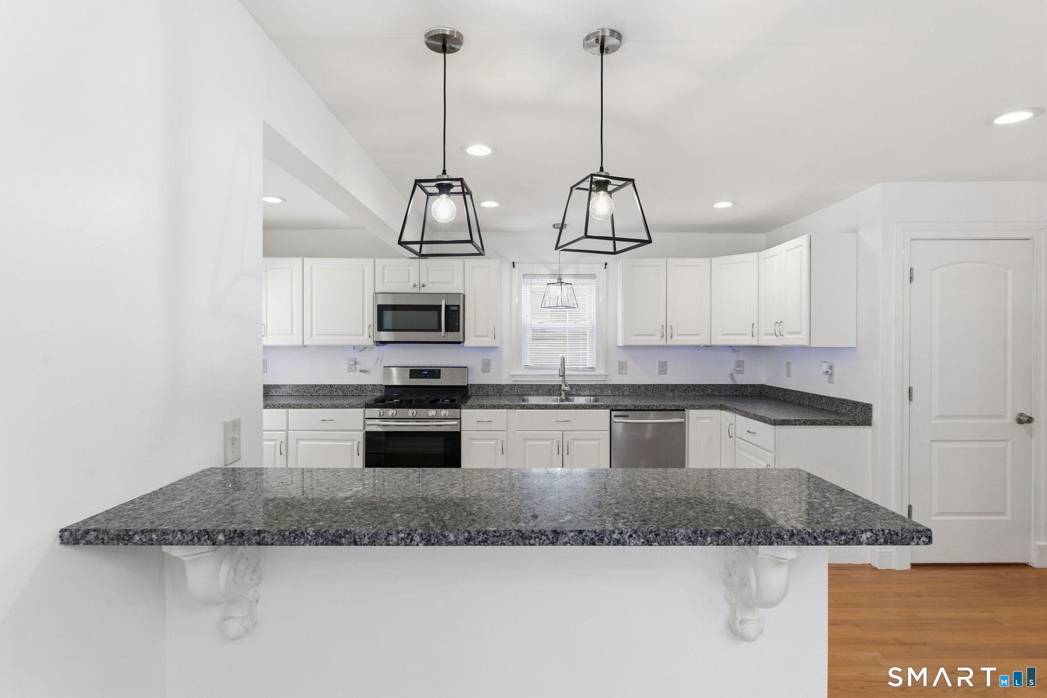 9 Carmel Street Hartford CT 06106