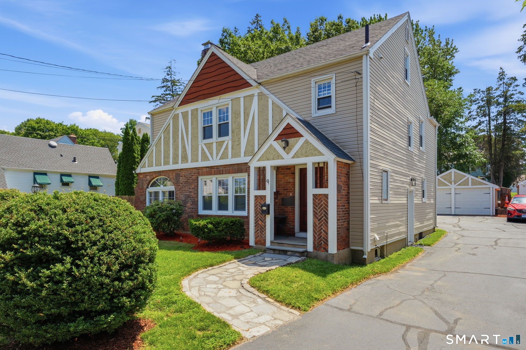 9 Carmel Street Hartford CT 06106