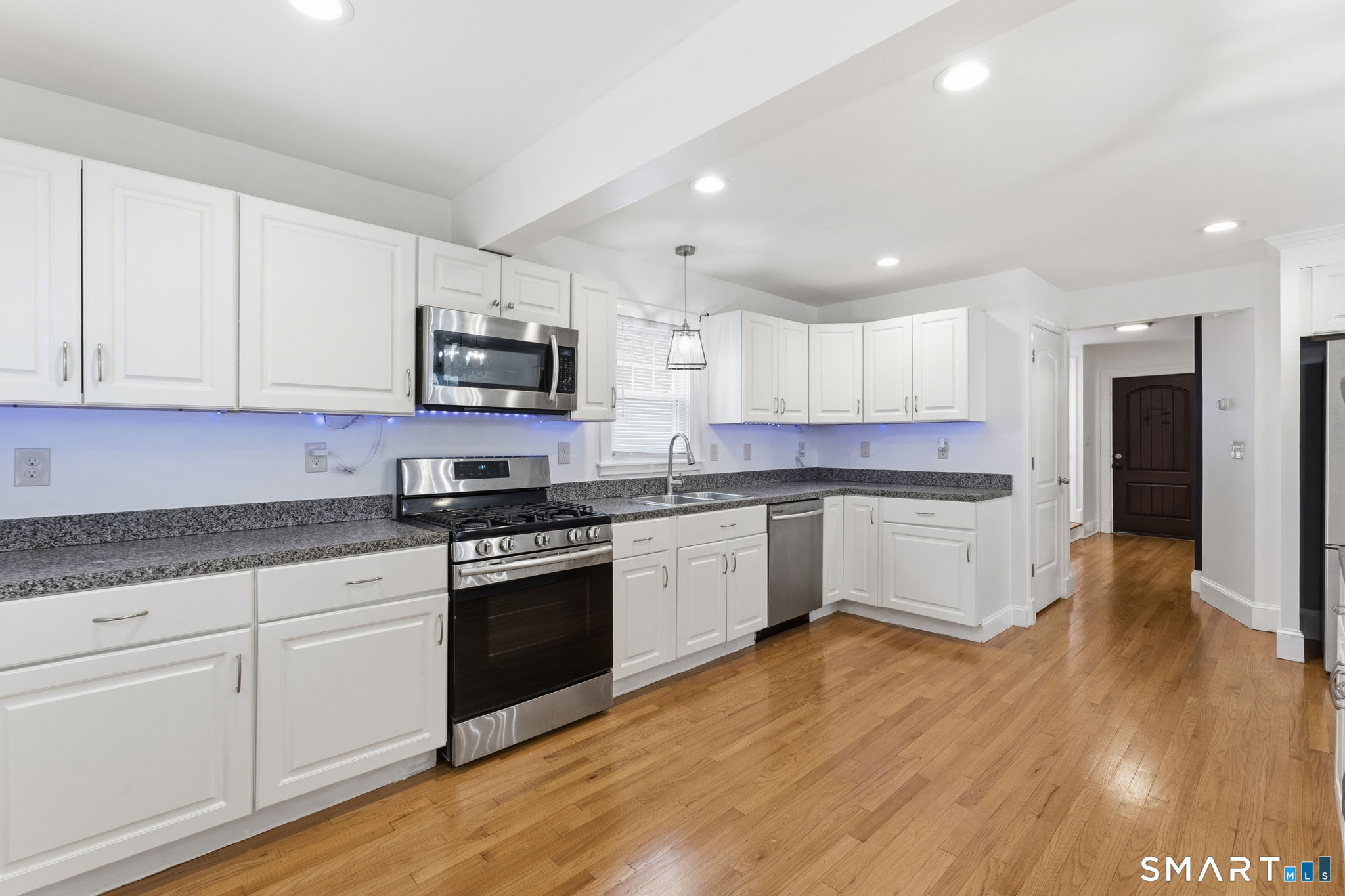 9 Carmel Street Hartford CT 06106