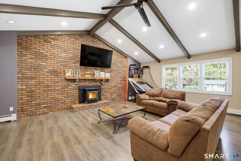 67 Wooddale Drive Farmington CT 06085