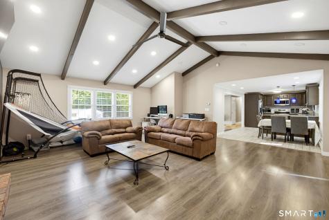 67 Wooddale Drive Farmington CT 06085