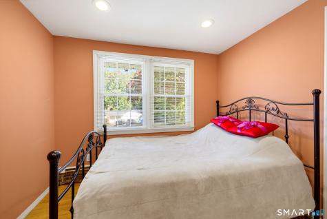 67 Wooddale Drive Farmington CT 06085