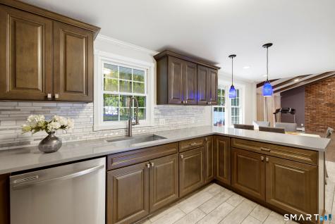67 Wooddale Drive Farmington CT 06085