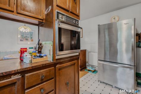 4 Marilyn Road Waterford CT 06385