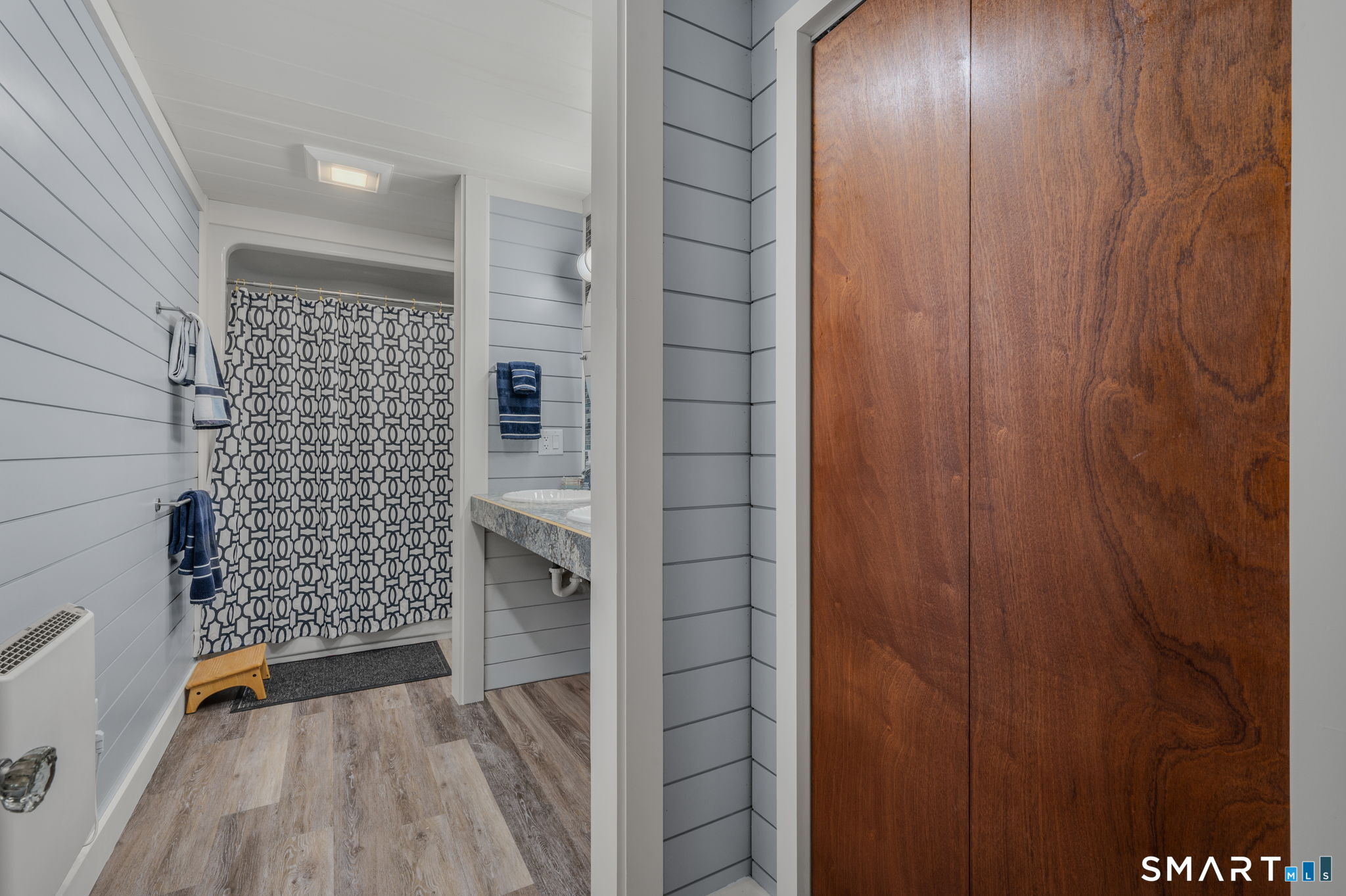 4 Marilyn Road Waterford CT 06385