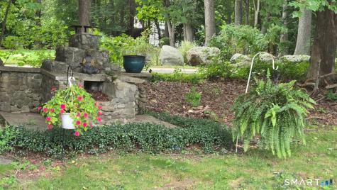 4 Marilyn Road Waterford CT 06385